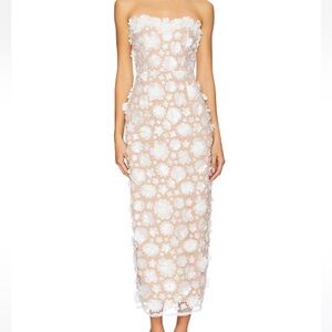 Elliatt Strapless Floral Lace Dress in White and Cream